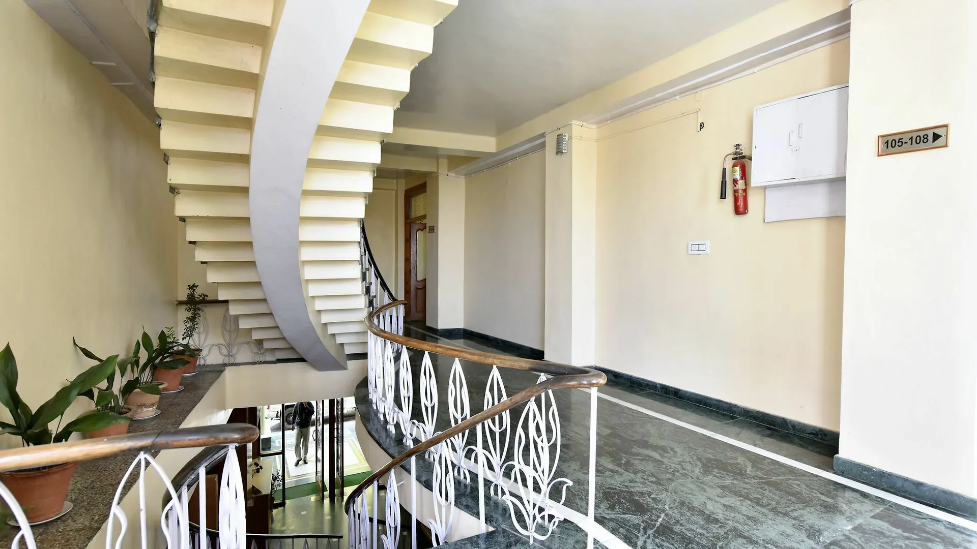 Oyo 14098 R R Homes Gurgaon